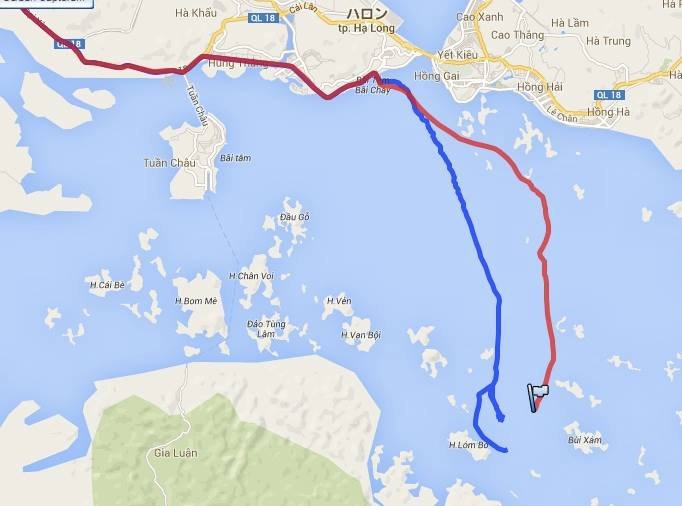 ハロン湾の地図に描かれたGPS航跡。赤いラインが一日目、青いラインが二日目の戻り航路