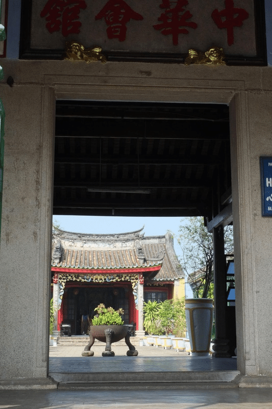 立派な門構えがあるお寺