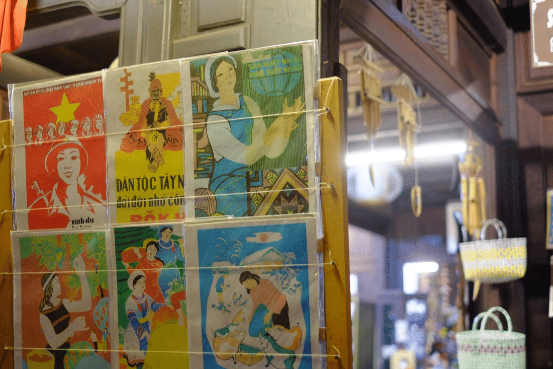 とっても雰囲気のある絵が売られていました