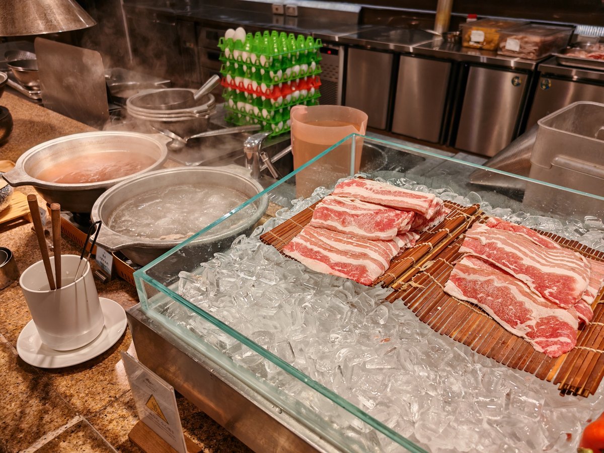なんと朝から しゃぶしゃぶ